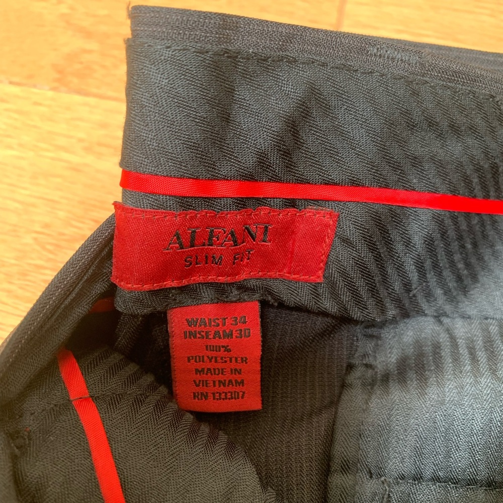 4 men dress pants size 34/30 and one Gap jeans size 34/32
